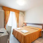Columbus Hotell 3*