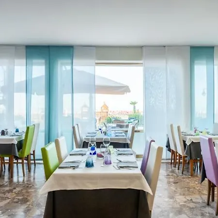 Columbus Hotel 3*