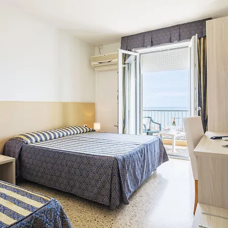 Szálloda Columbus 3*