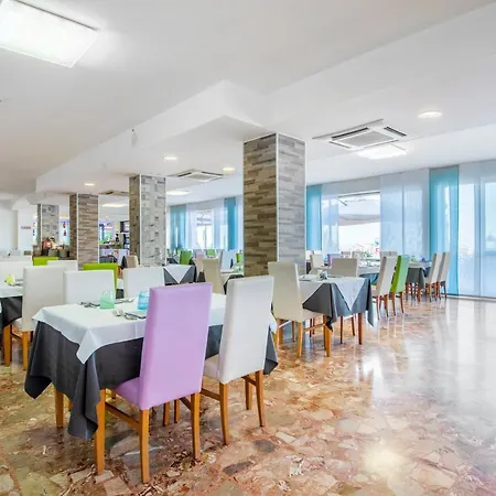 Columbus Ξενοδοχείο Καόρλε